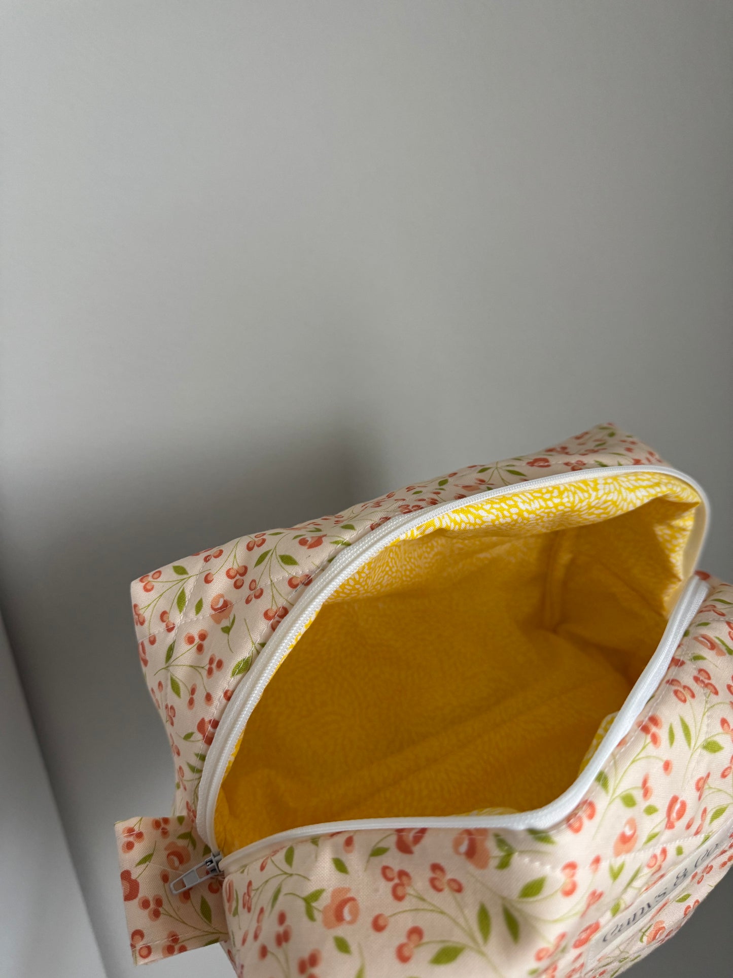 China Makeup bag Large