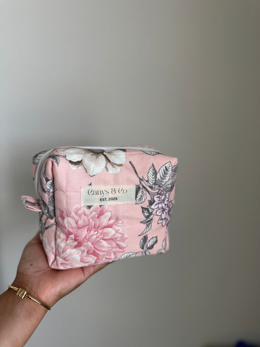 Pink roses Makeup bag Medium