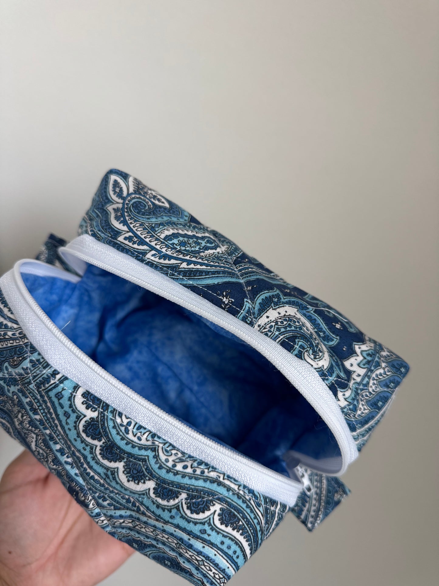 Blue match Makeup bag Medium