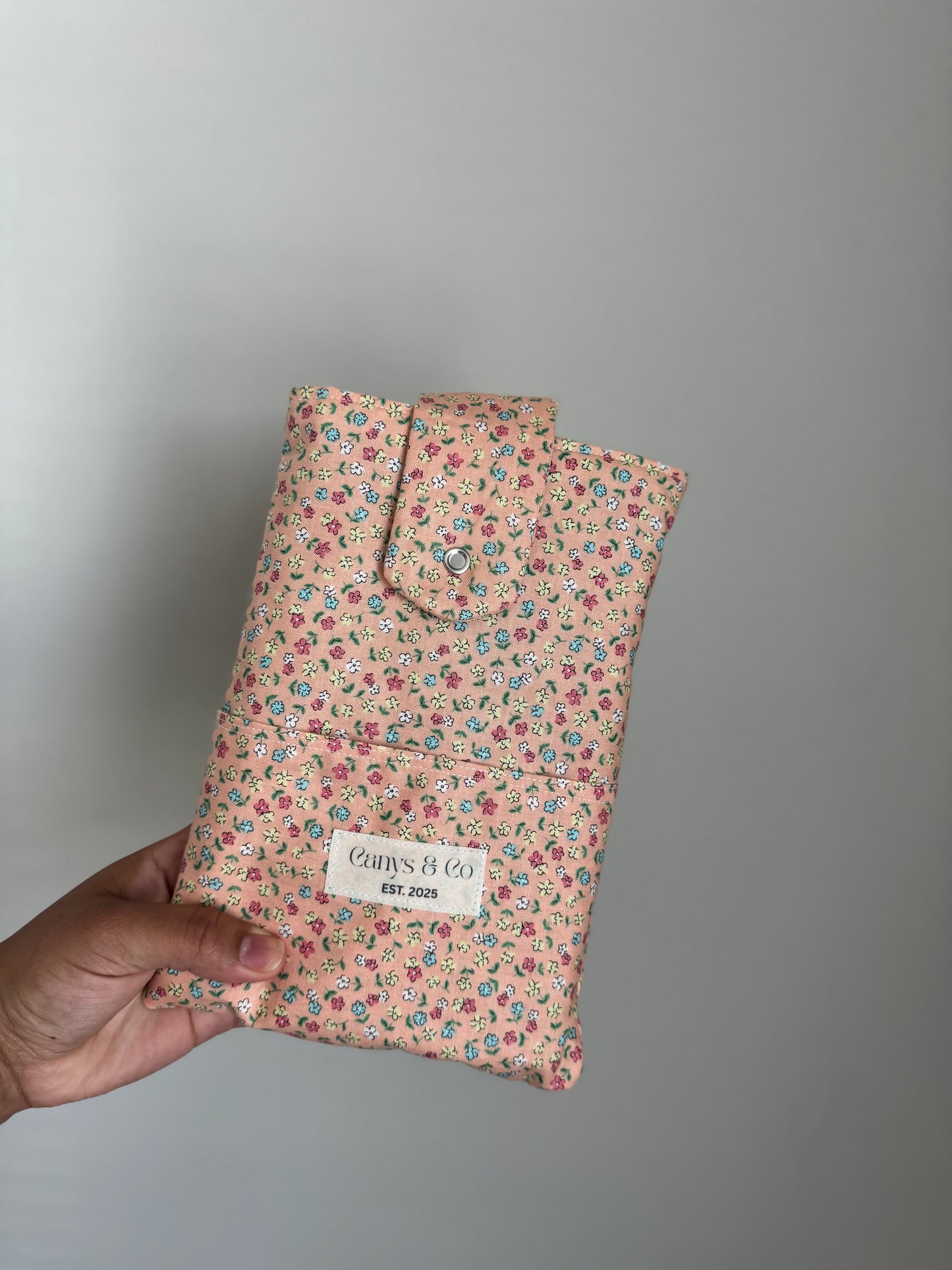 Peachy(R) Book sleeve
