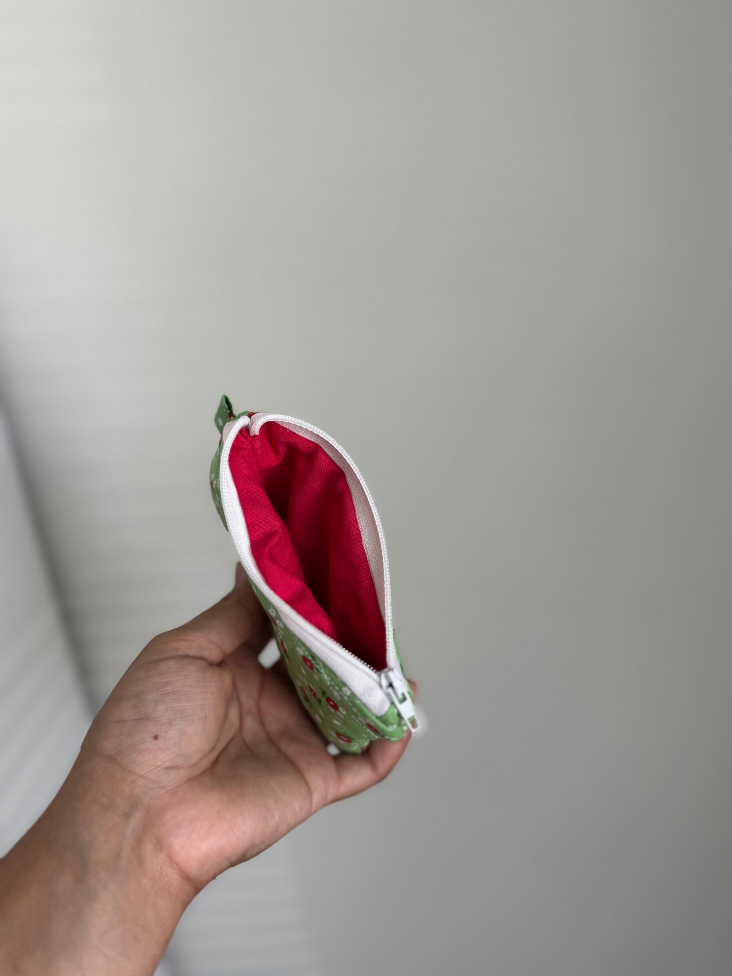 Vivid green flowers wallet