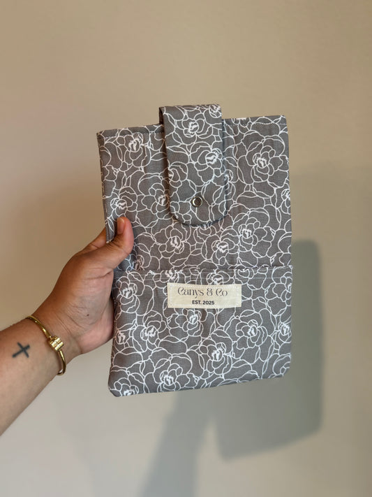 Gray roses (R) Book sleeve