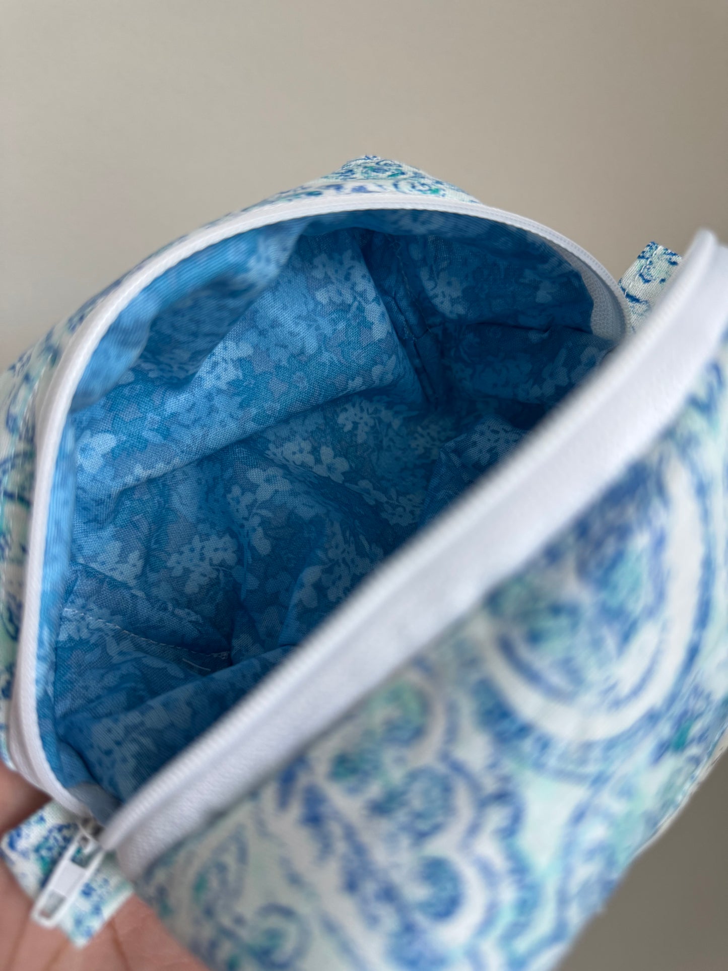 Aqua mini makeup bag
