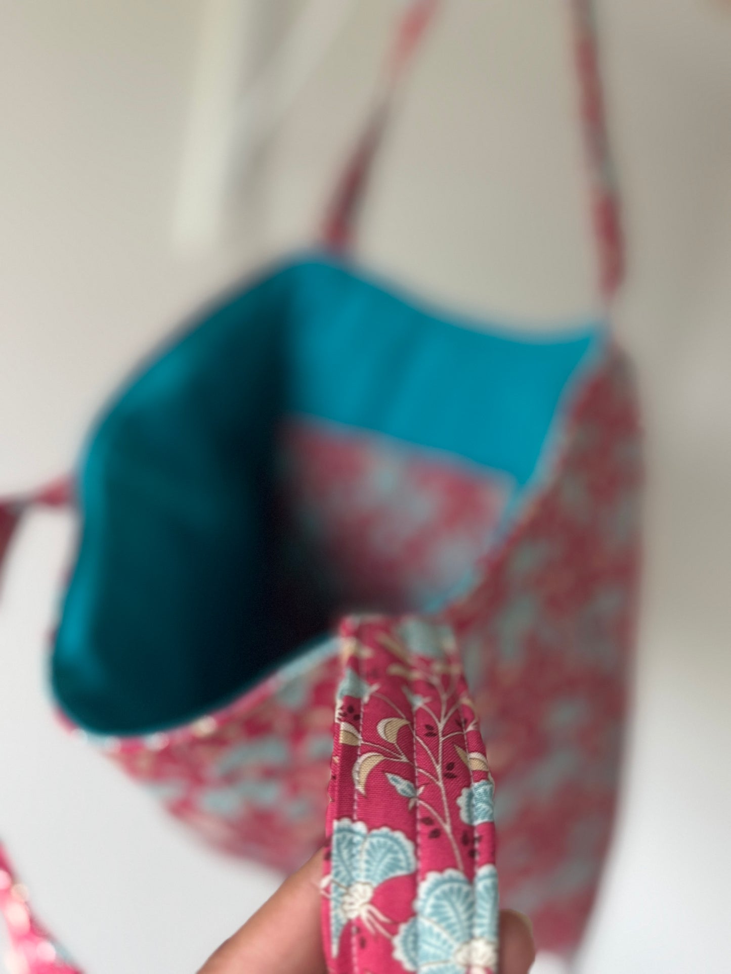 Fucha Tote bag