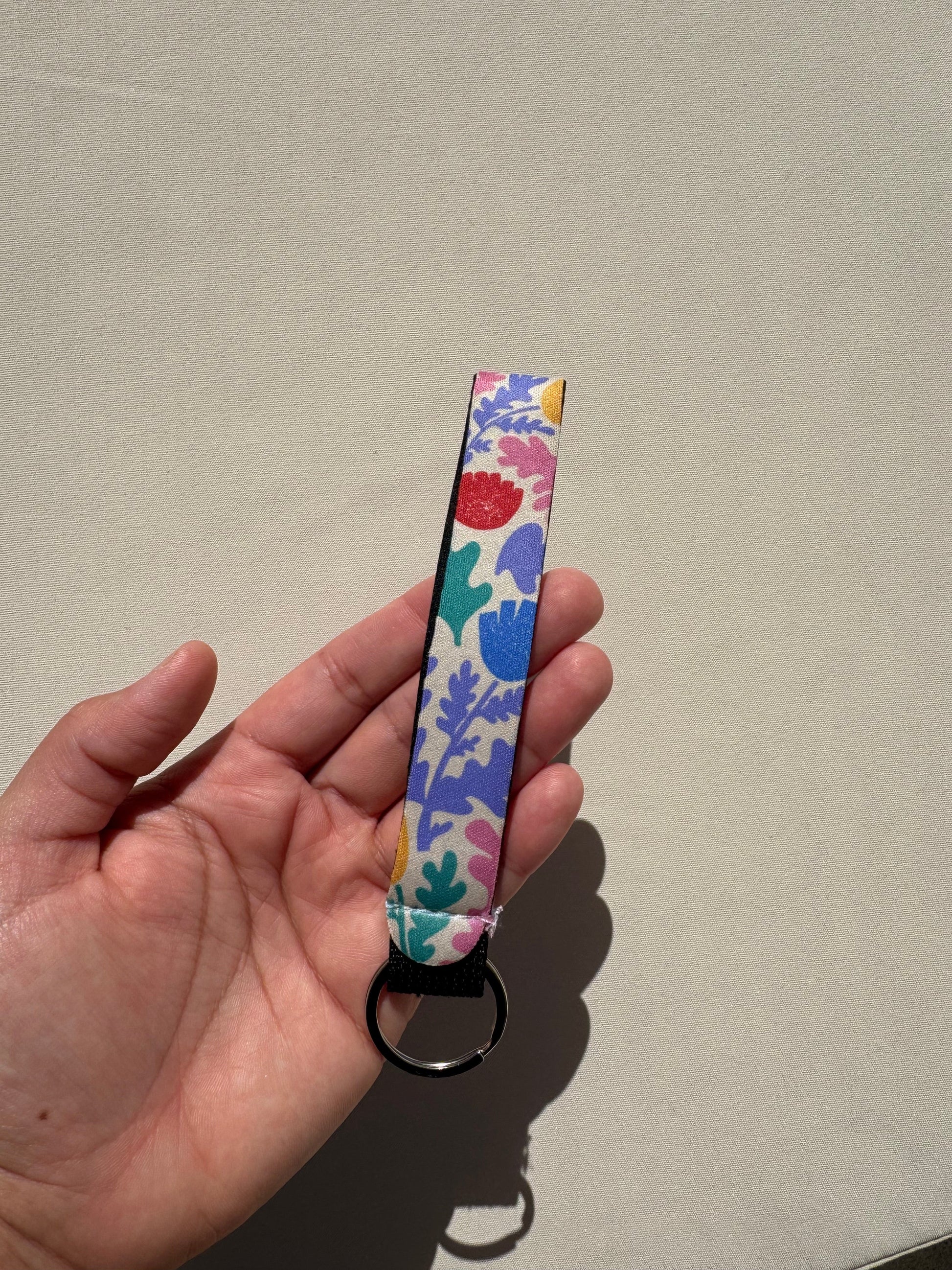 Vintage flowers Keychain - Canys & Co
